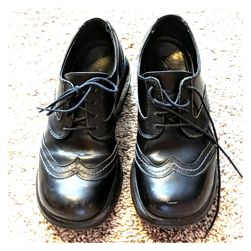 Dansko black shoes